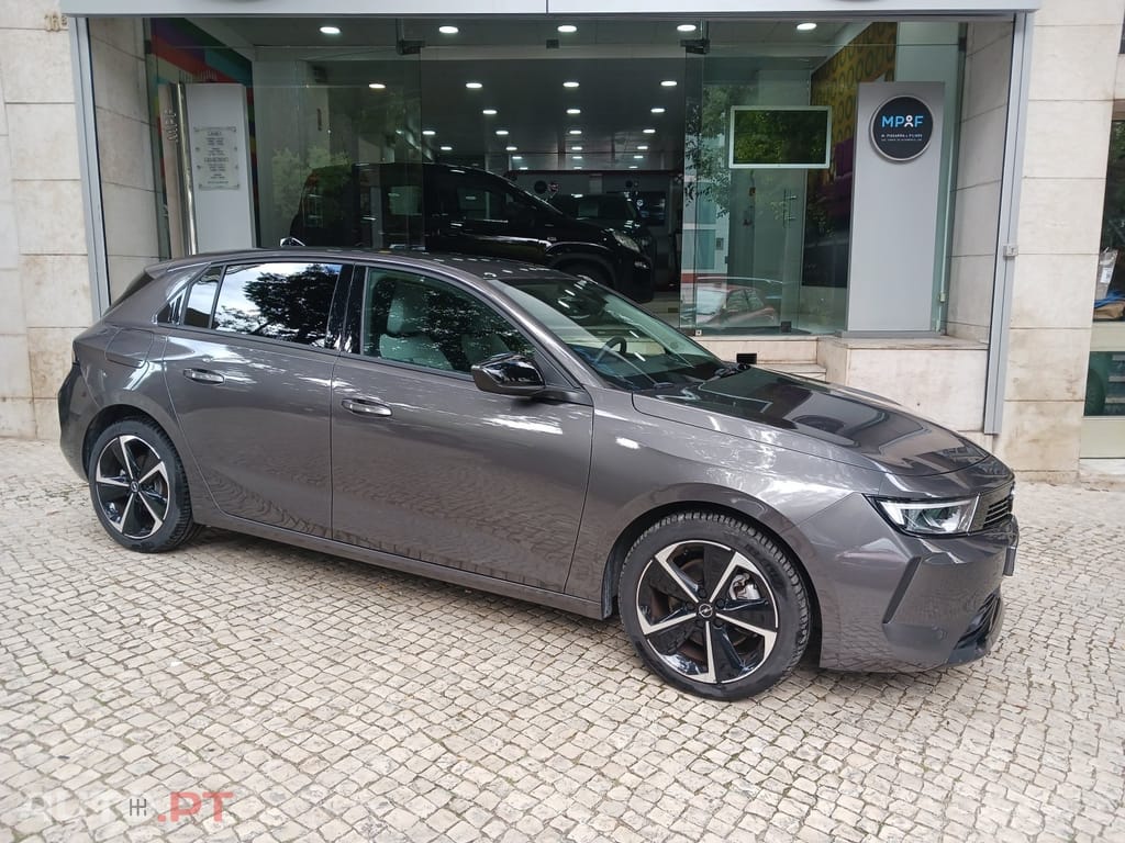 Opel Astra 1.5 D Elegance Aut.