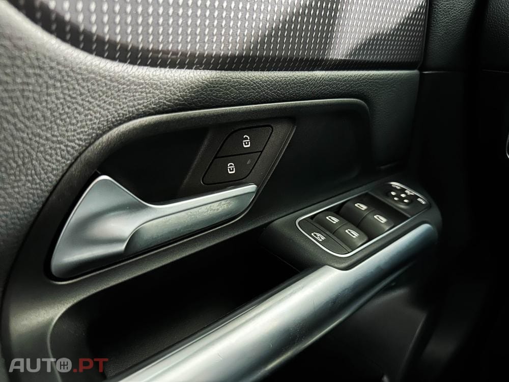 Mercedes-Benz EQA 300 4Matic Progressive