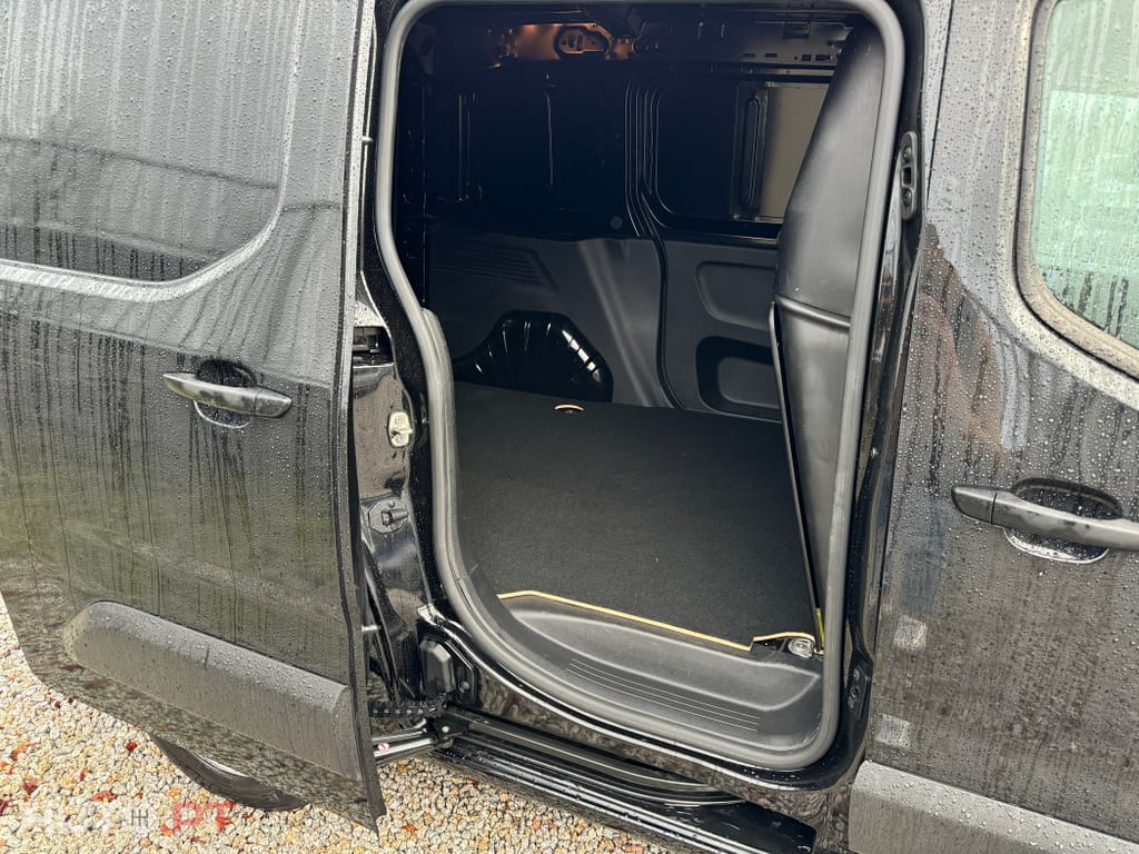 Citroen Berlingo 1.5BlueHDI AUTOMÁTICA 3LUG Full Extras