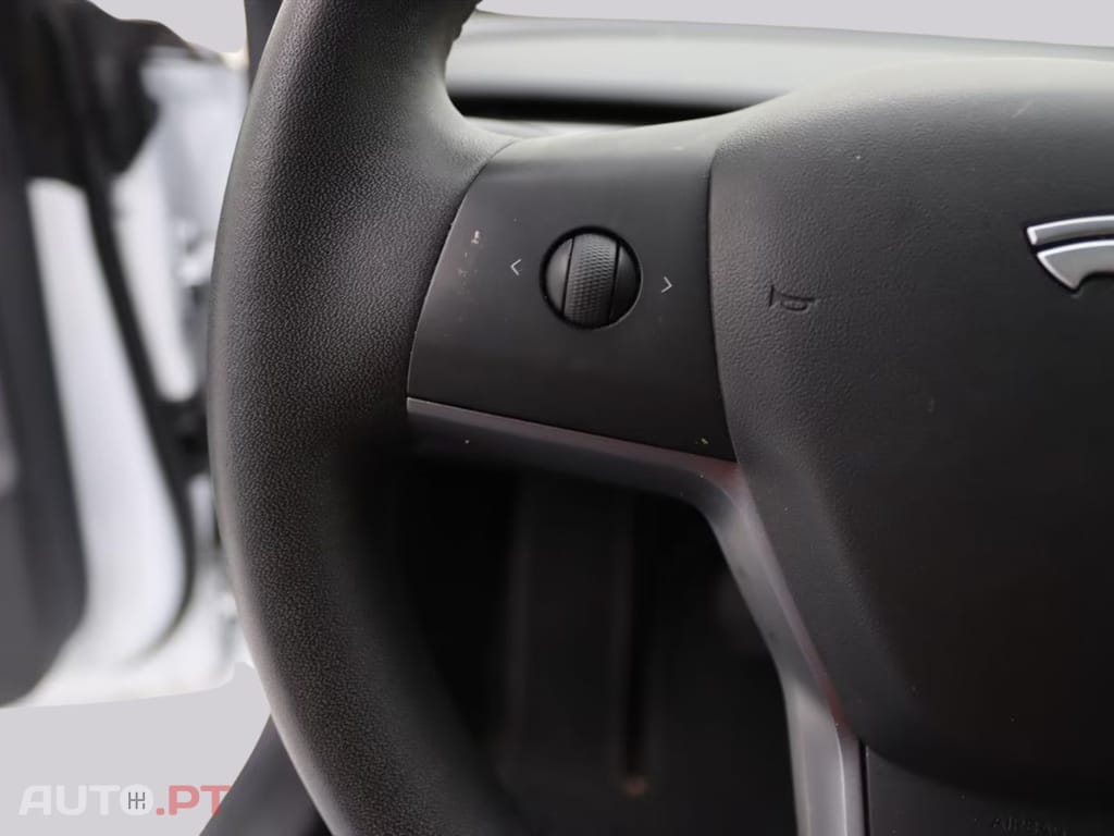 Tesla Model 3 Long-Range AWD I.V.A DEDUTÍVEL