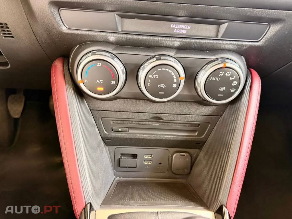 Mazda CX-3 1.5 Sky.Special Edition Navi