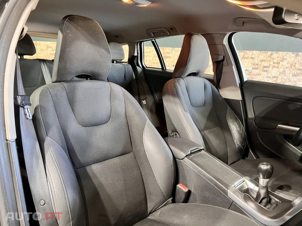 Volvo V60 V60 1.6 DRIVe | Nacional | Muito Económico
