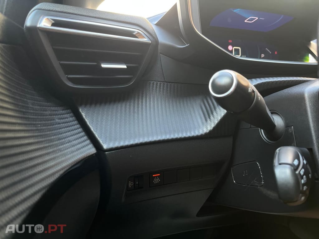 Peugeot E-208 Allure
