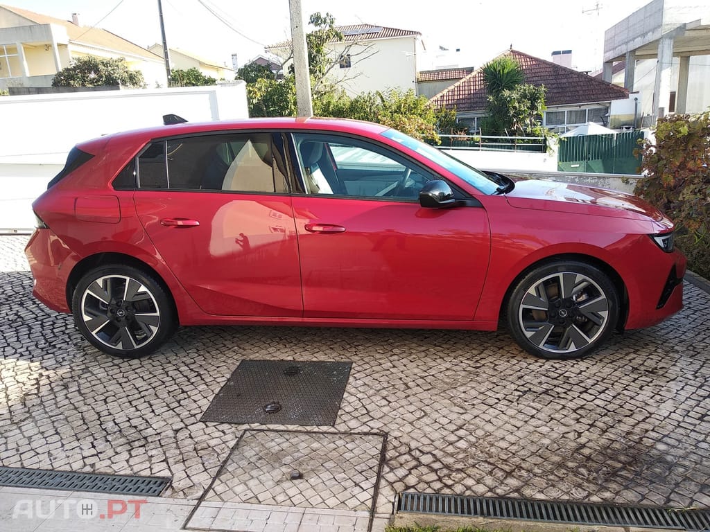 Opel Astra elétrico 54kwh