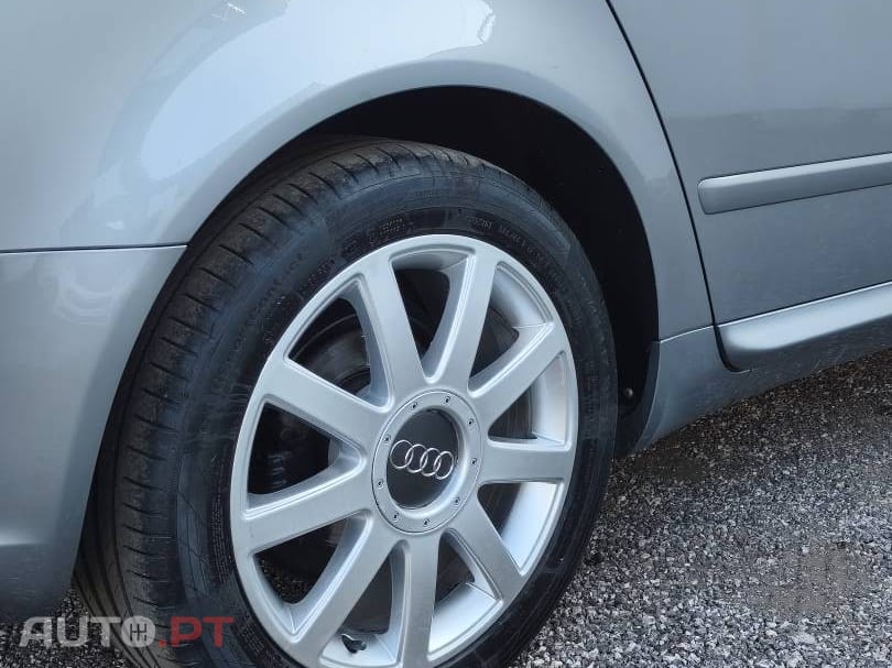 Audi A4 2.0 TDI S-line