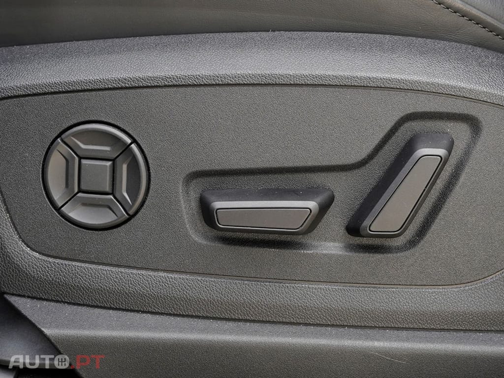 Audi Q8 E-Tron Sb 50 Quattro S Line I.V.A DEDUTÍVEL