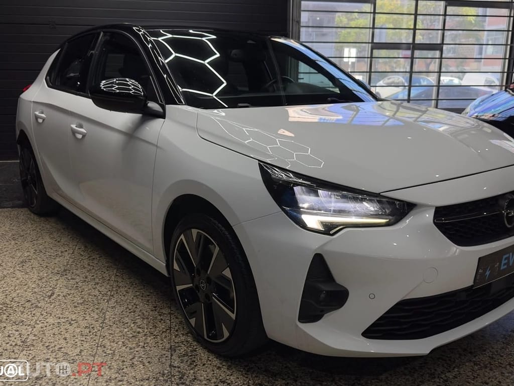 Opel Corsa-E GS Line