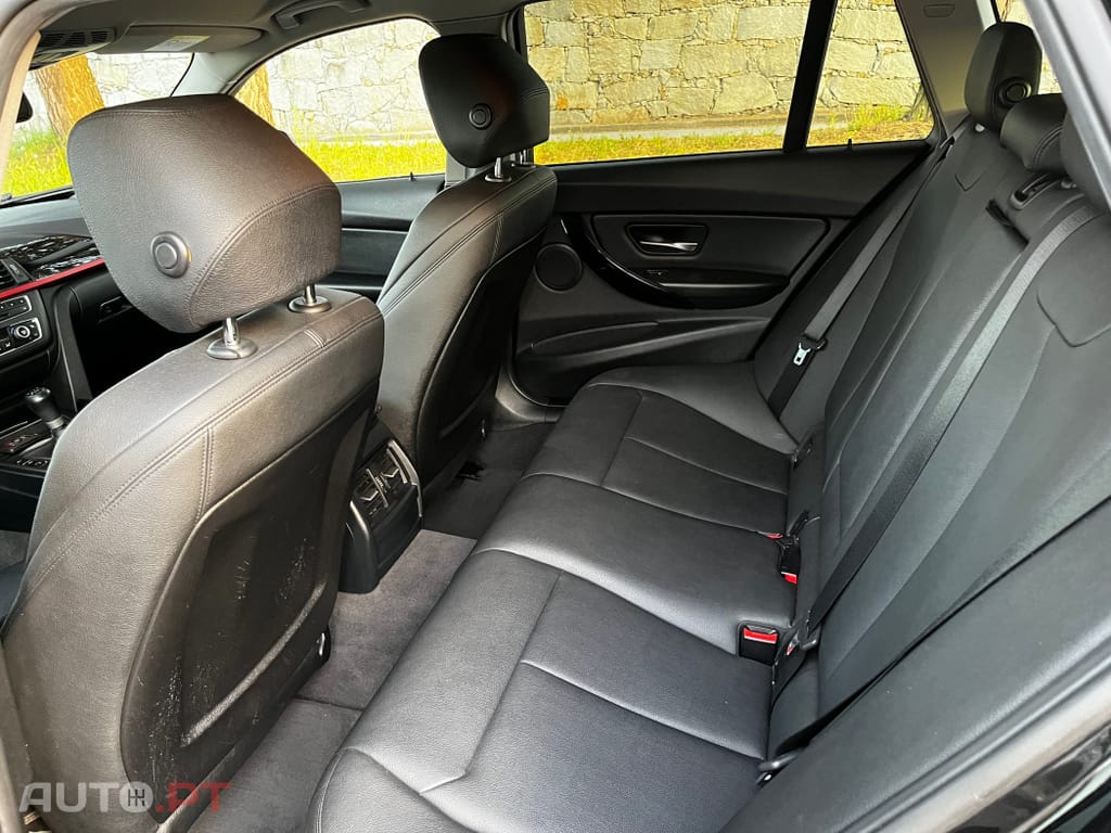 BMW 318 d Touring Line Sport