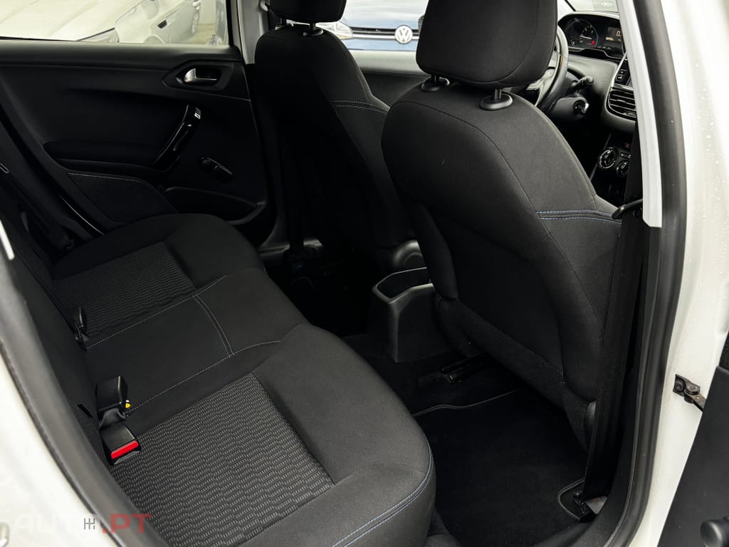 Peugeot 208 1.2 PureTech Style
