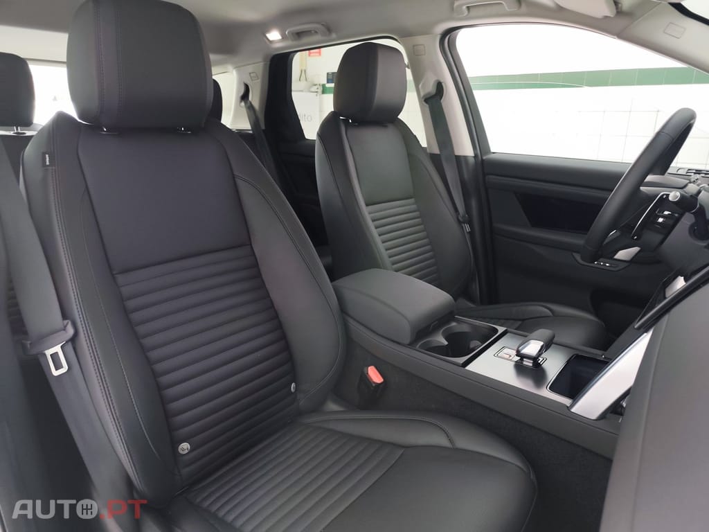 Land Rover Discovery Sport 1.5 I3 P300e AWD S