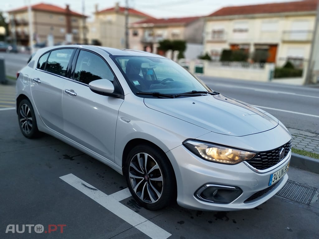 Fiat Tipo Jet Lounge 17"