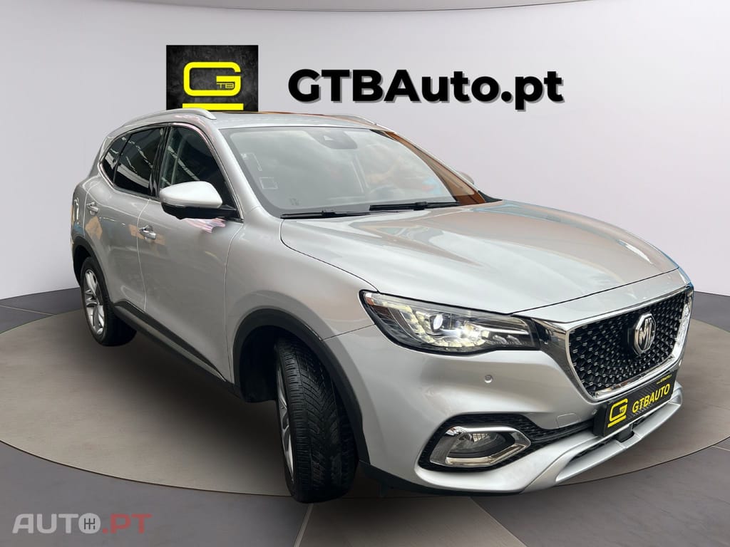 MG EHS PHEV Hybrid Luxury