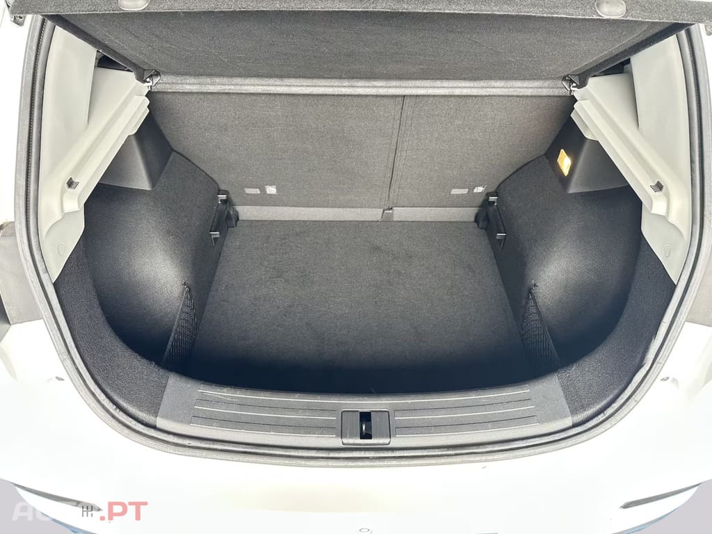 MG ZS EV 51kWh I.V.A DEDUTIVEL 