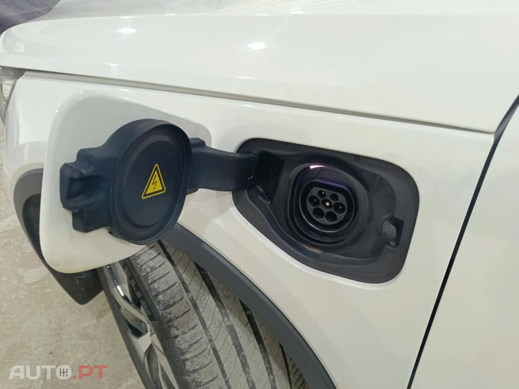 Volvo XC40 1.5 T5 PHEV Momentum