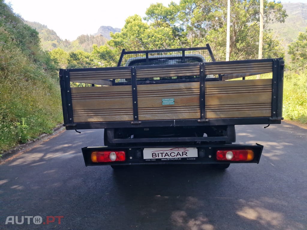 Mitsubishi L200 2.3 DI-D CD Invite 2WD