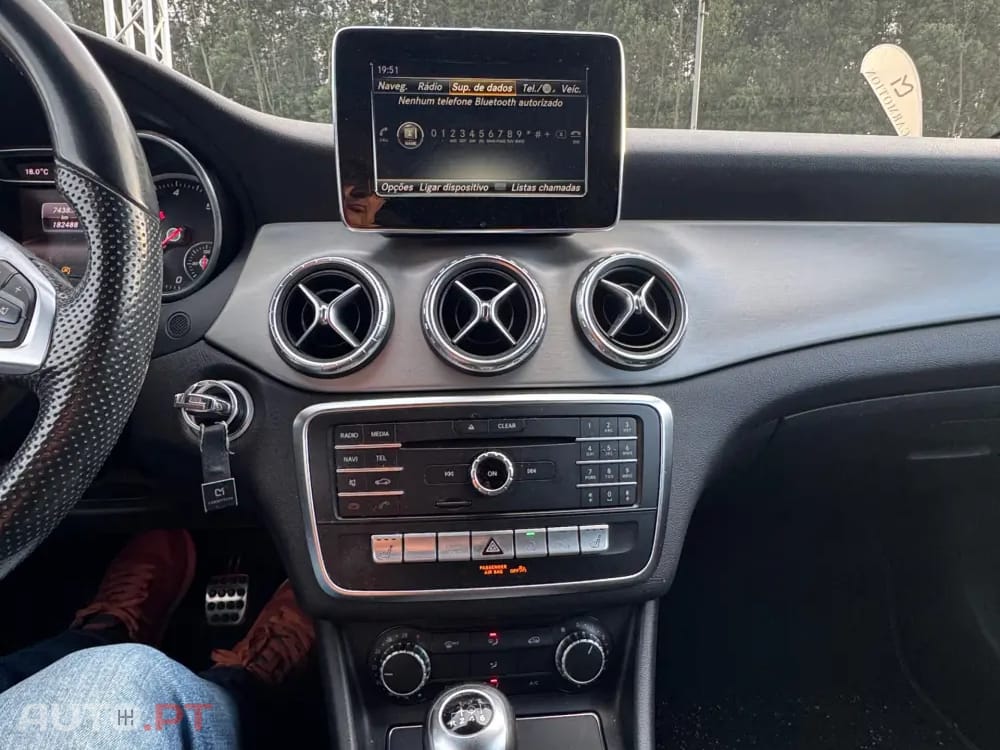 Mercedes-Benz CLA 180 d AMG Line
