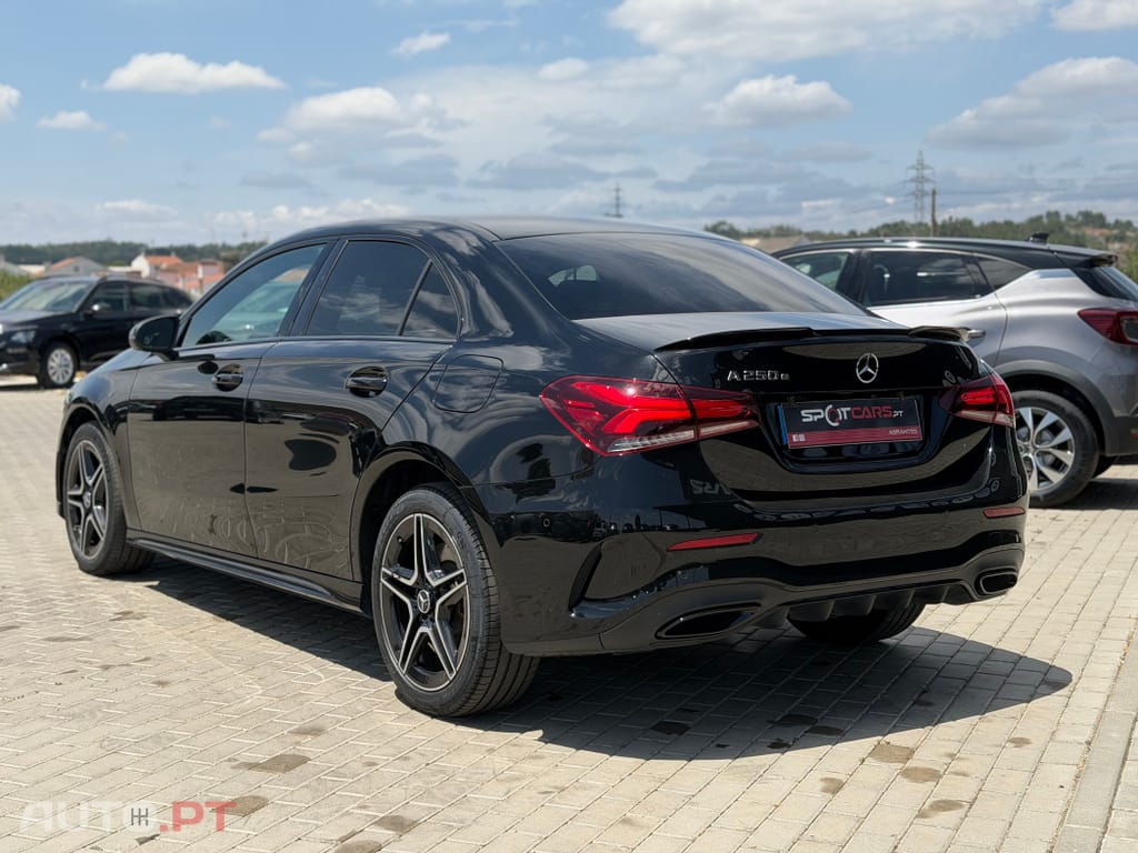 Mercedes-Benz A 250 e 8G-DCT AMG Line