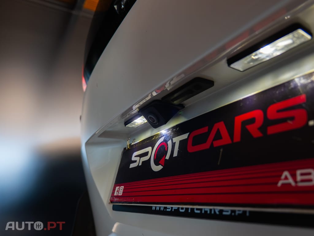 Peugeot 5008 1.2 PureTech Allure Pack EAT8