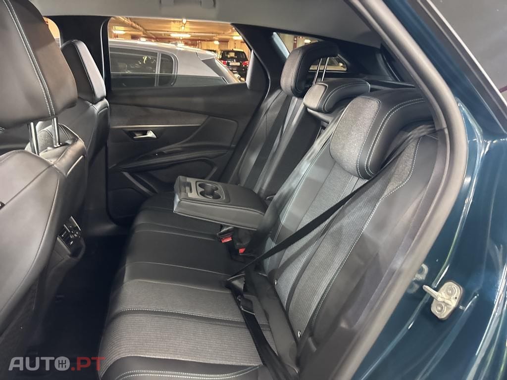 Peugeot 3008 1.5 BlueHDi Allure Pack EAT8