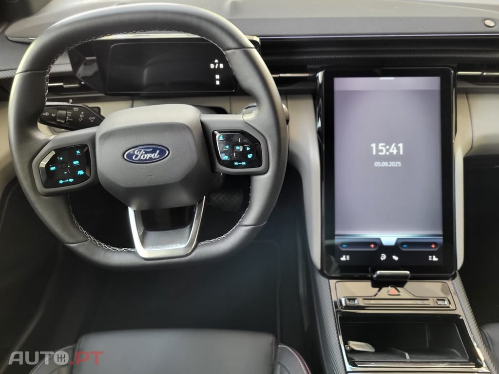 Ford Explorer 77 kWh Premium