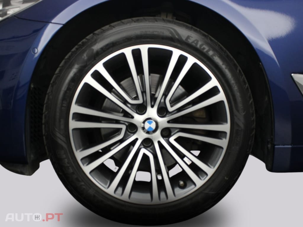 BMW 520 D TOURING LINE SPORT I.V.A DEDUTÍVEL