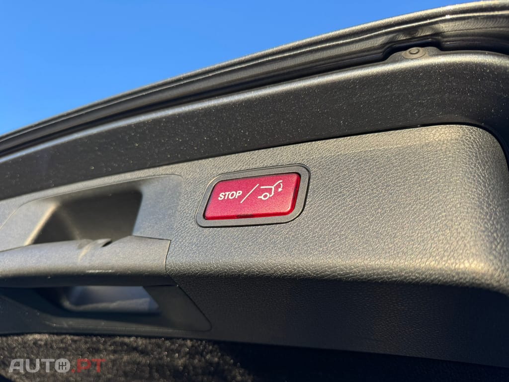 Mercedes-Benz E 220 d AMG Line 7L