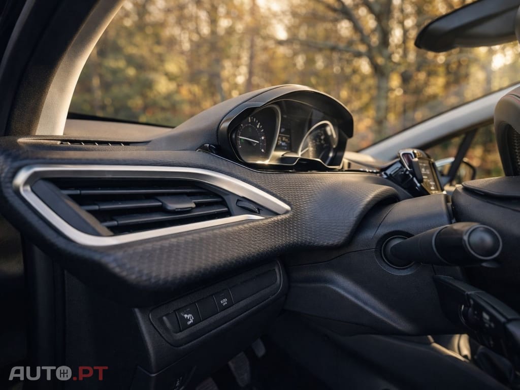 Peugeot 208 1.6 BlueHDi Allure