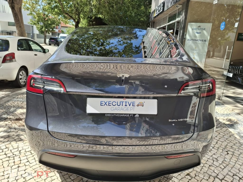Tesla Model Y Long Range Tração Integral