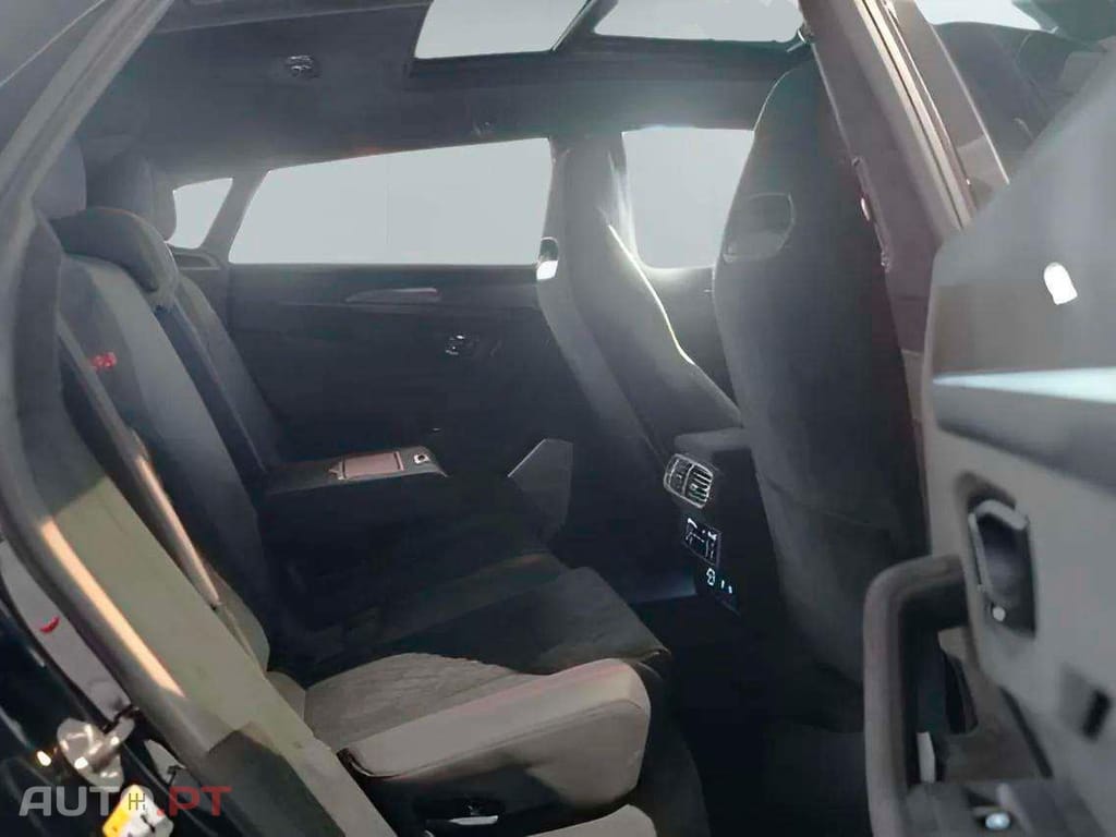 Lamborghini Urus Performante AKRAPOVIC Full Carbon