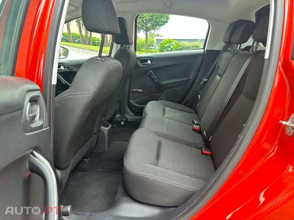 Peugeot 208 1.2 PureTech Active