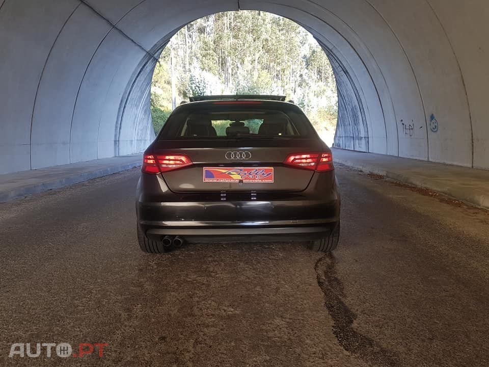 Audi A3 Sportback 2.0 TDI Advance S tronic 119g
