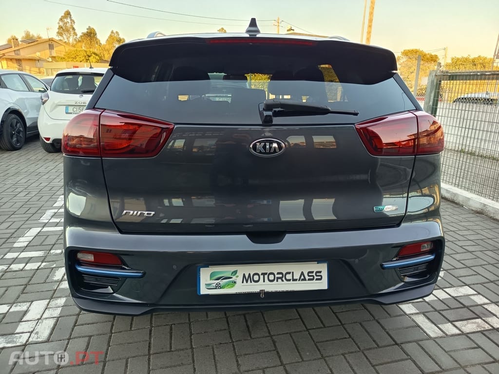 Kia Niro 64kWh — fotografia 10