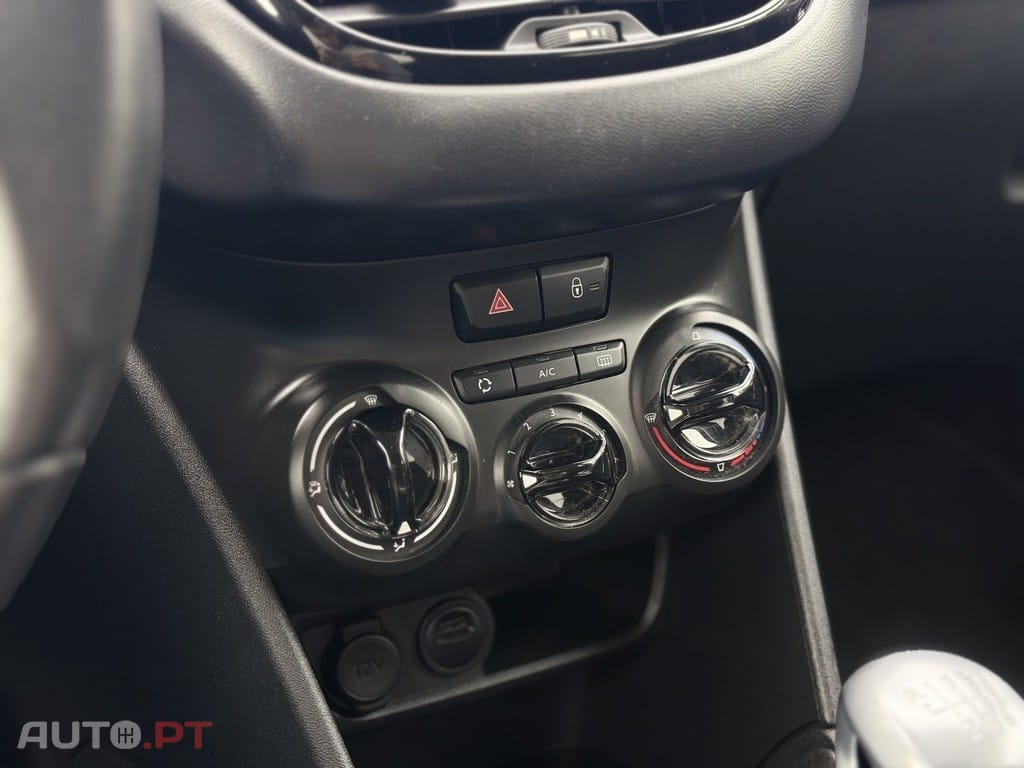 Peugeot 208 1.5 BlueHDi Signature