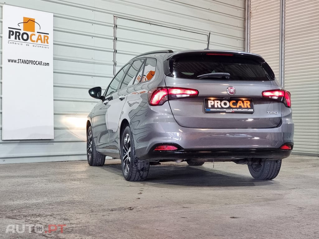 Fiat Tipo 1.3 M-Jet Lounge