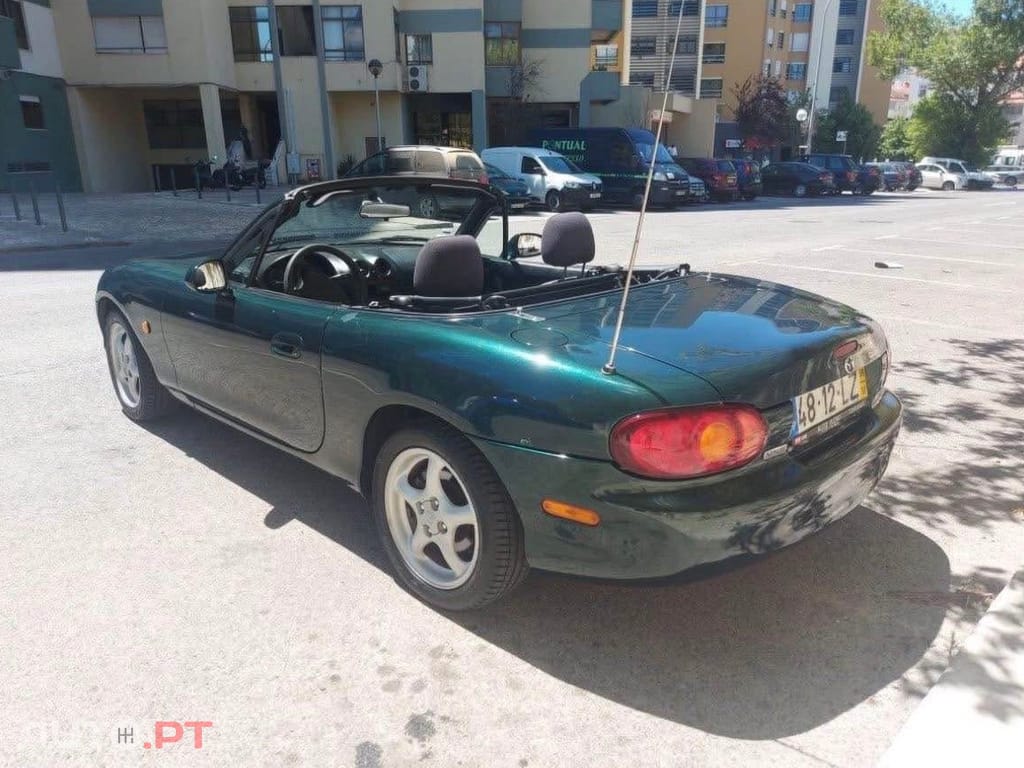 Mazda MX-5 1.6