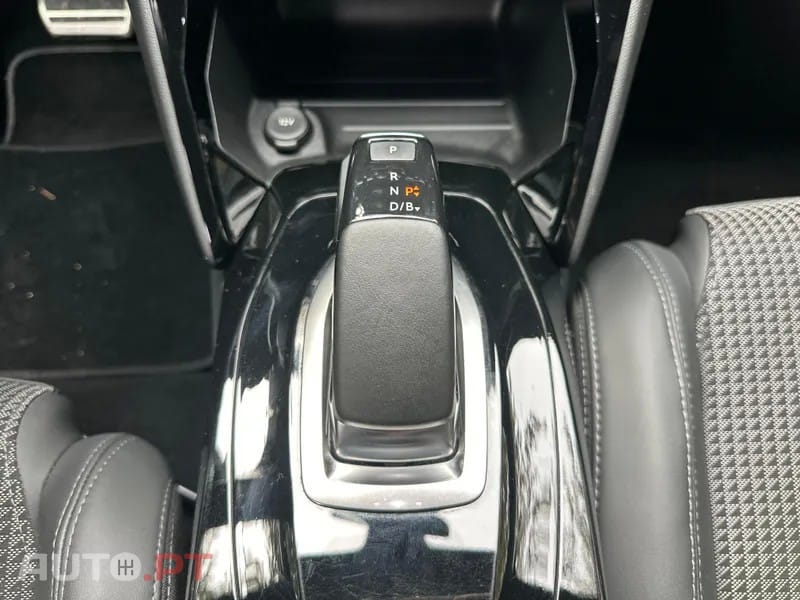 Peugeot E-208 50 kWh GT Pack