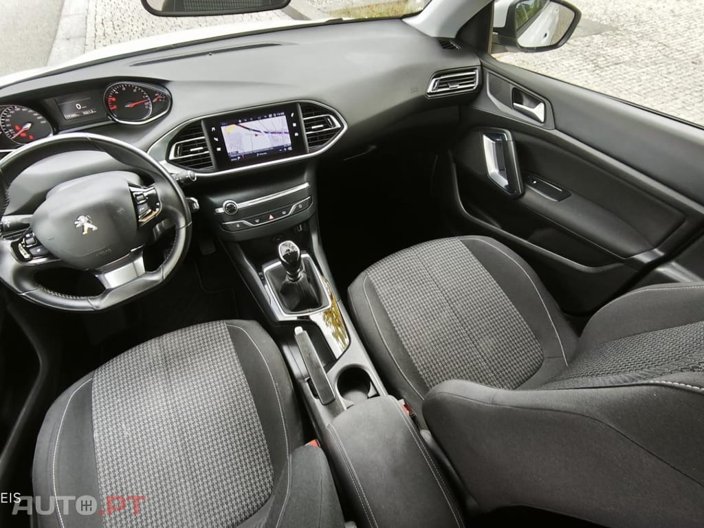 Peugeot 308 1.5 BlueHDi Style