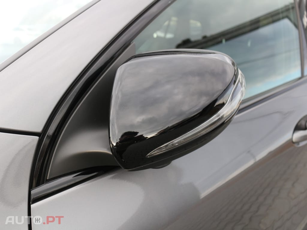 Mercedes-Benz GLA 250 e AMG Line