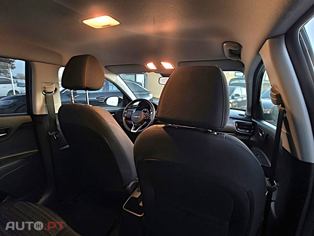Kia Stonic 1.0 T-GDI Active 7DCT