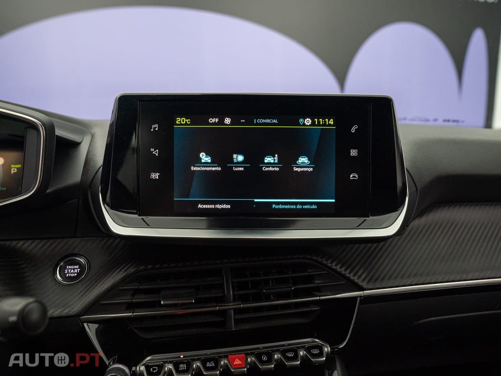 Peugeot E-2008 50 kWh Allure Pack