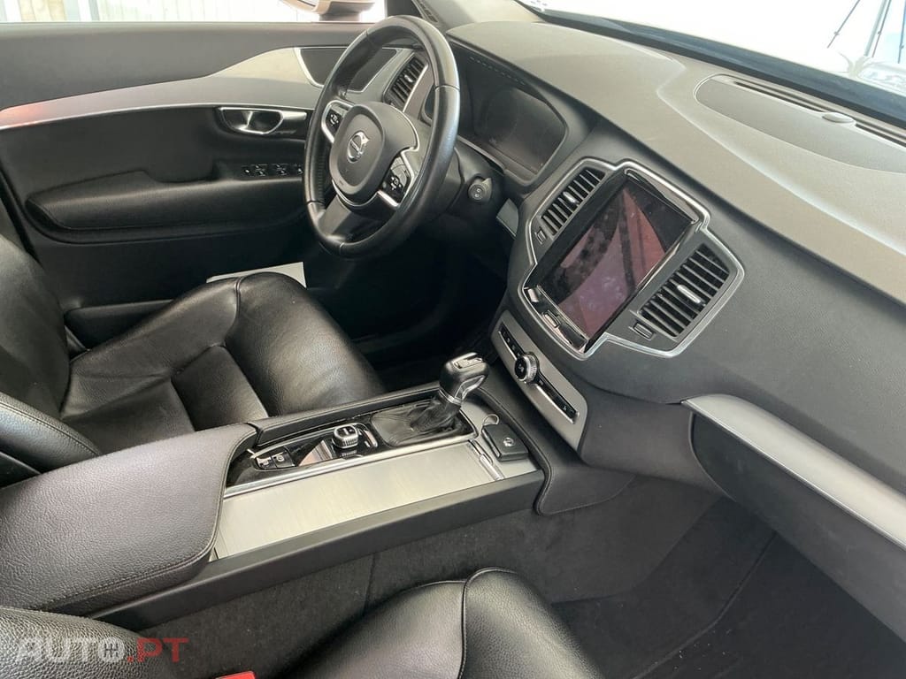 Volvo XC90 2.0 D4 Momentum