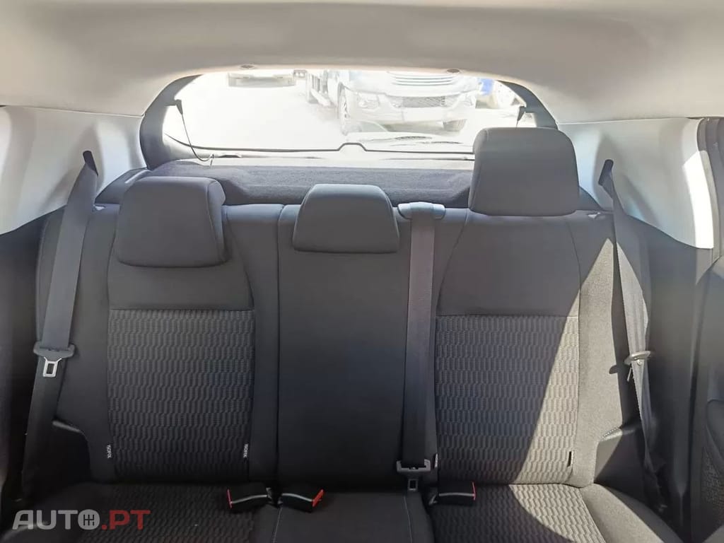 Peugeot 208 1.5 BlueHDi Signature