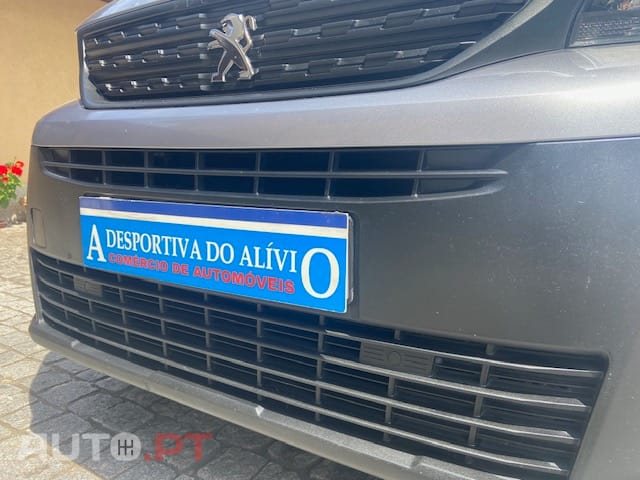 Peugeot Partner 1.6 HDI CARPLAY 100CV
