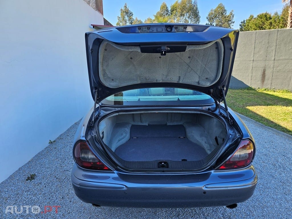 Jaguar XJ XJ6 2.7 D V6 Executive