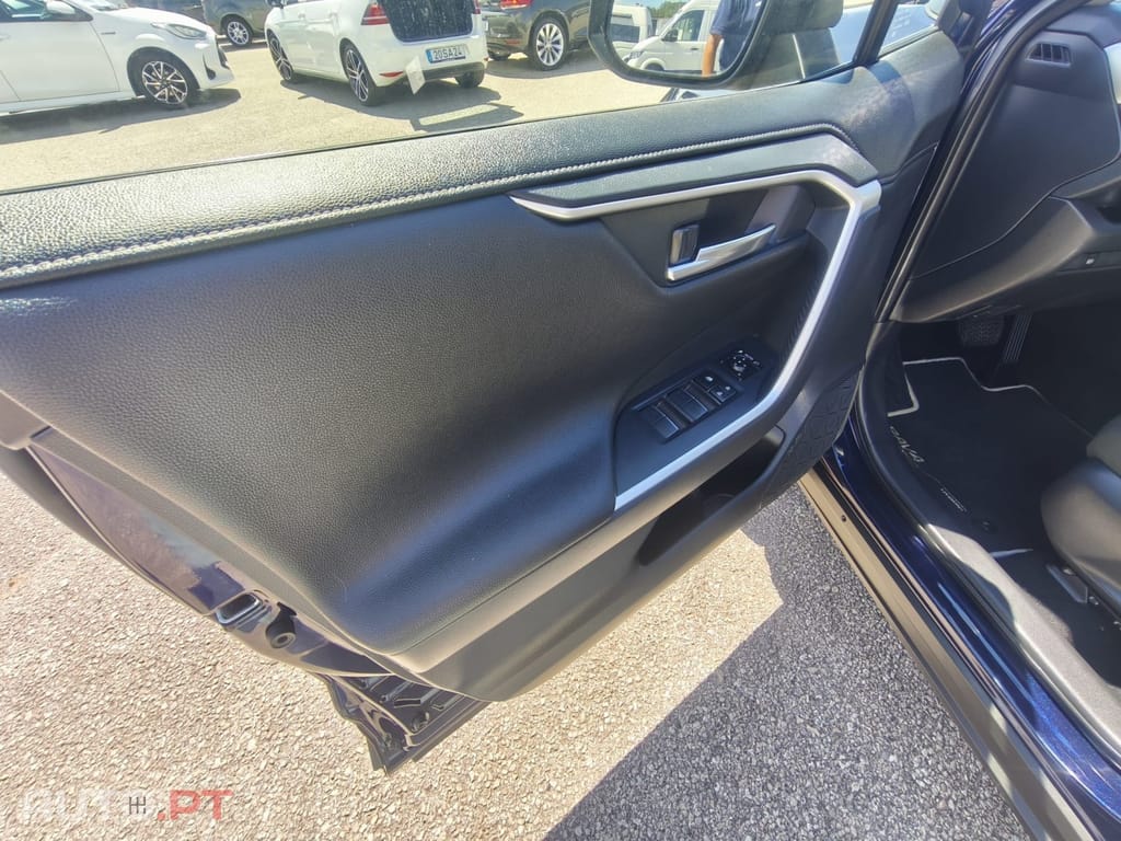 Toyota RAV4 2.5 HDF Comfort