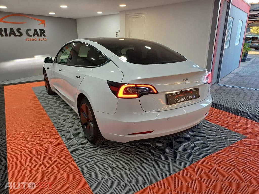 Tesla Model 3 Standard Plus