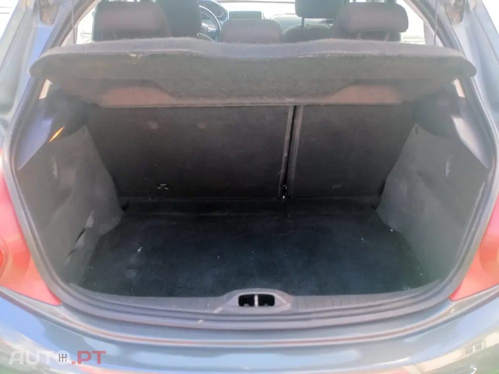 Peugeot 208 1.4 HDi Active