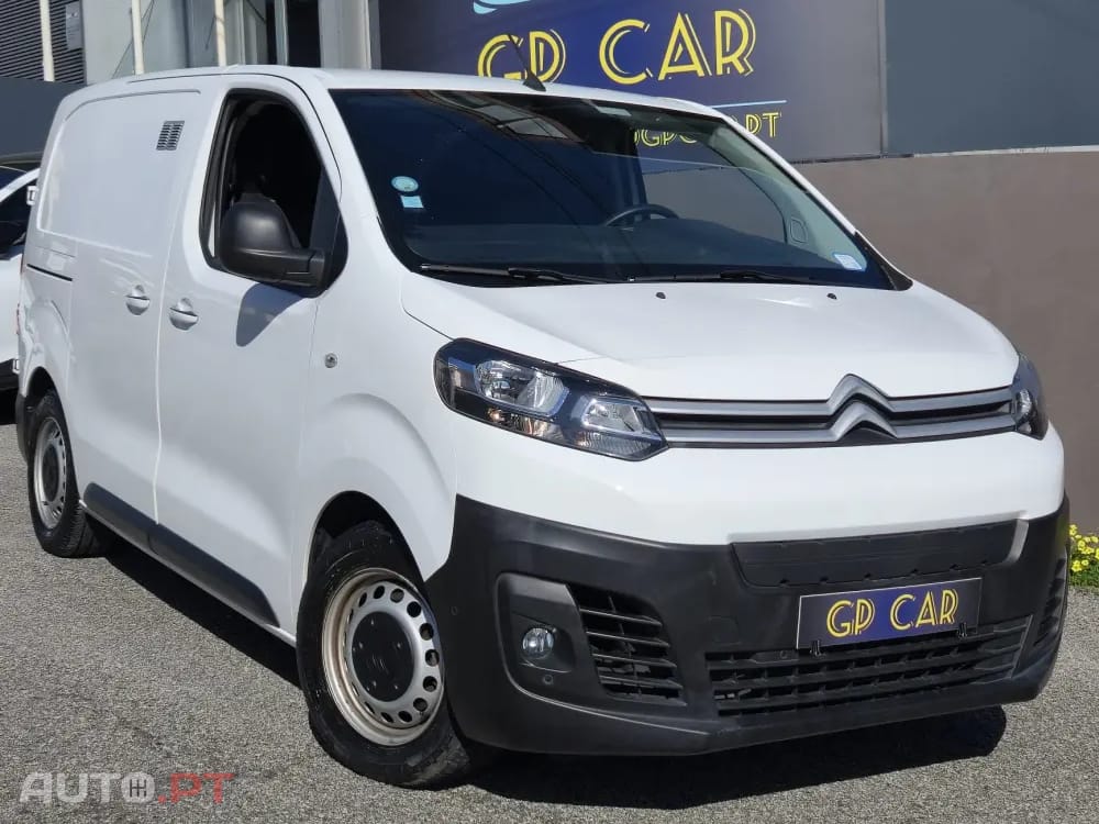 Citroen e-Jumpy Longa (50-kWh)