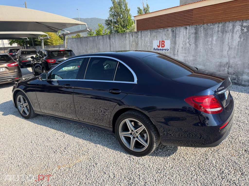 Mercedes-Benz E 300 de AMG Line