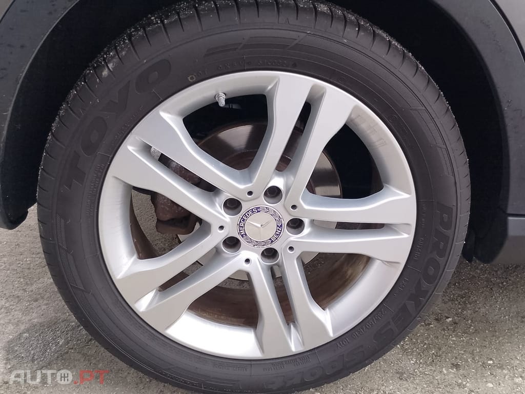 Mercedes-Benz GLA 180 pack amg